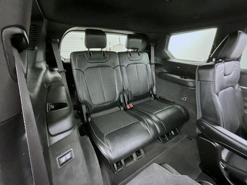 Used 2022 Jeep Grand Cherokee L Overland w/ Advanced Protech Group III image 19