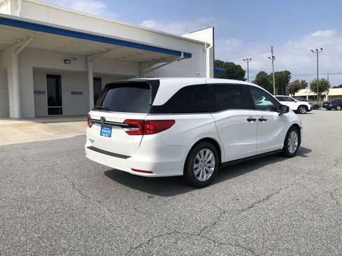 Certified 2021 Honda Odyssey LX image 8