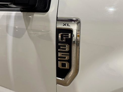 Used 2022 Ford F350 XL w/ Power Equipment Group image 65