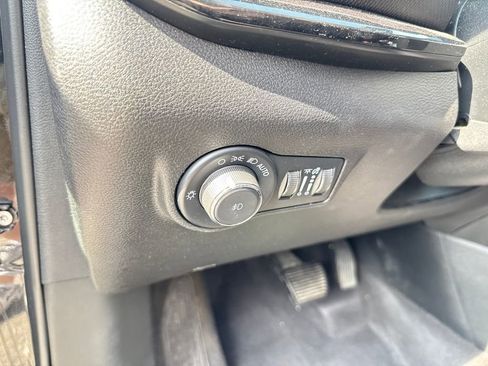 Used 2022 Jeep Compass Latitude w/ Sun and Sound Group AWD/4WD image 14