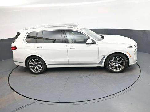 Used 2023 BMW X7 xDrive40i w/ Premium Package image 26