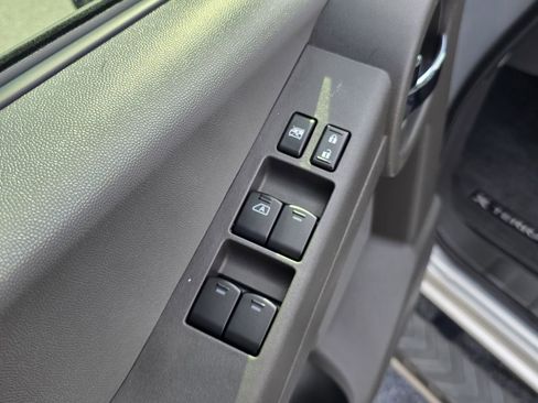 Used 2009 Nissan Xterra S w/ X Gear Pkg RWD image 16