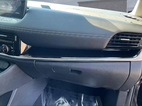 Used 2024 Nissan Rogue SL w/ SL Premium Package image 27