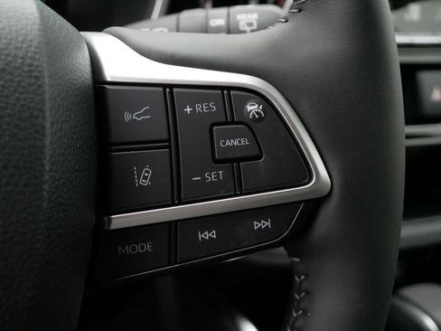 Certified 2026 Toyota Highlander Limited image 26