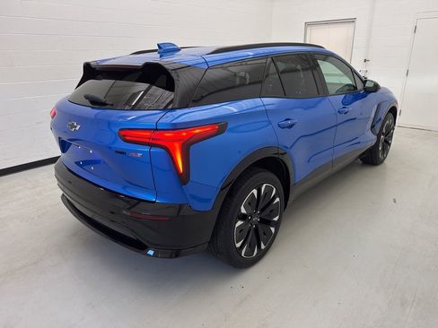 Used 2024 Chevrolet Blazer EV RS AWD/4WD image 9