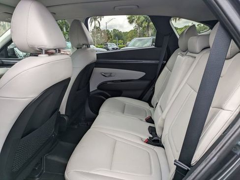 Certified 2022 Hyundai Tucson Limited FWD image 14