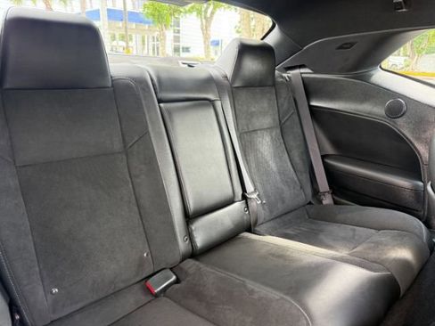 Used 2022 Dodge Challenger R/T Scat Pack w/ Plus Package RWD image 13