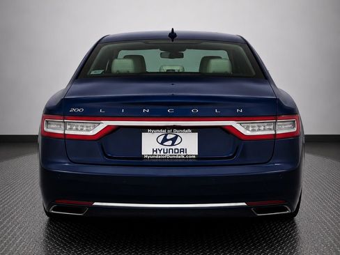 Used 2017 Lincoln Continental Select w/ Climate Package AWD/4WD image 7