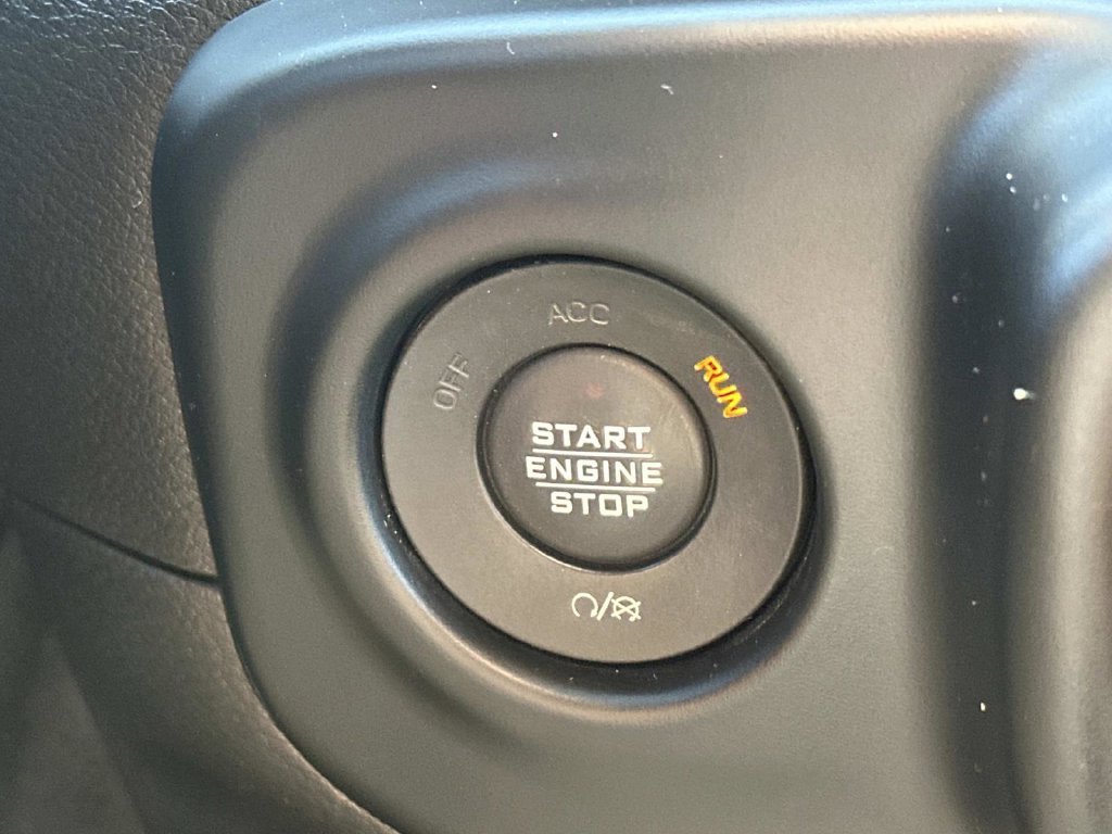 Used 2020 Jeep Wrangler Unlimited Sport AWD/4WD image 28
