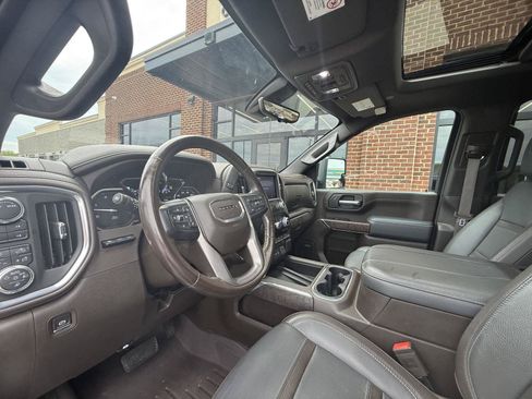 Used 2023 GMC Sierra 2500 Denali w/ Denali Ultimate Package AWD/4WD image 16