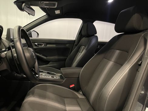 Used 2022 Honda Civic Sport image 14