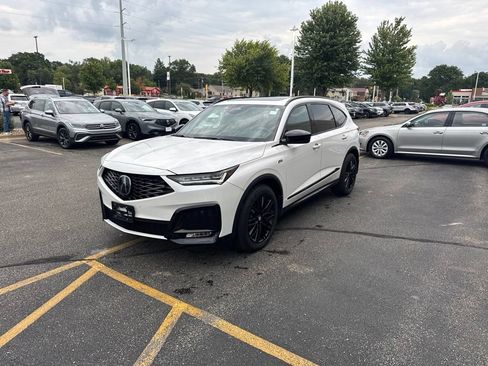 Used 2025 Acura MDX A-Spec AWD/4WD image 3