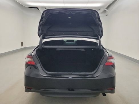 Used 2023 Toyota Camry LE image 29