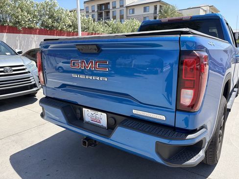 Used 2024 GMC Sierra 1500 Elevation AWD/4WD image 7