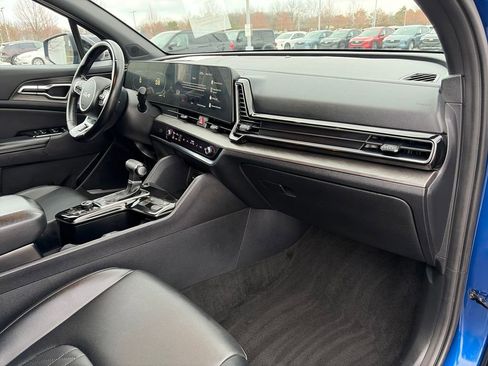 Used 2023 Kia Sportage X-Line AWD/4WD image 10