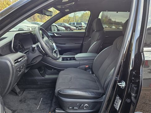 Certified 2025 Hyundai Palisade Calligraphy image 13