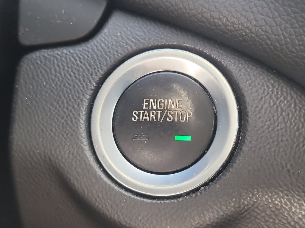 Used 2018 Chevrolet Equinox LT AWD/4WD image 31