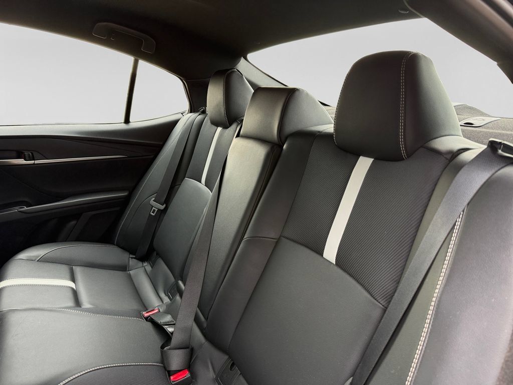 Used 2025 Toyota Camry SE FWD image 34