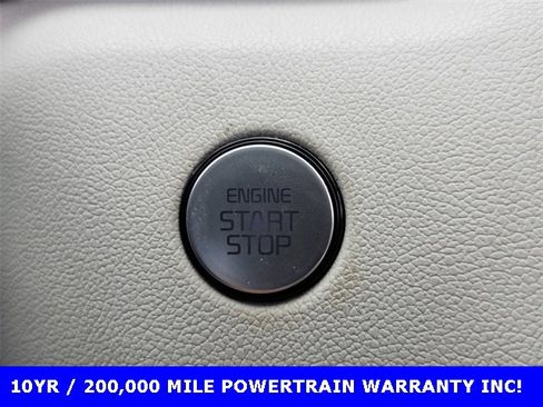 Used 2022 Kia Sorento EX w/ Panoramic Sunroof Package image 30