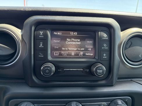 Used 2021 Jeep Gladiator Sport AWD/4WD image 22
