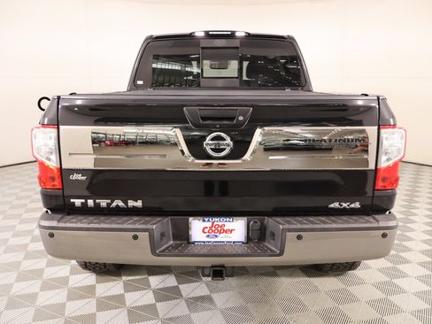 Used 2017 Nissan Titan Platinum Reserve AWD/4WD image 22