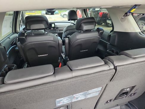New 2026 Kia Carnival SX Prestige FWD image 26