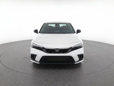 Used 2023 Honda Civic Sport image 2