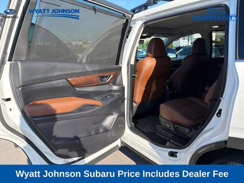 Used 2025 Subaru Ascent Touring AWD/4WD image 31