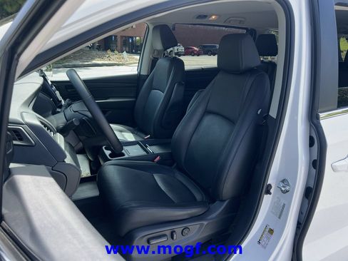 Used 2025 Honda Odyssey EX-L image 21