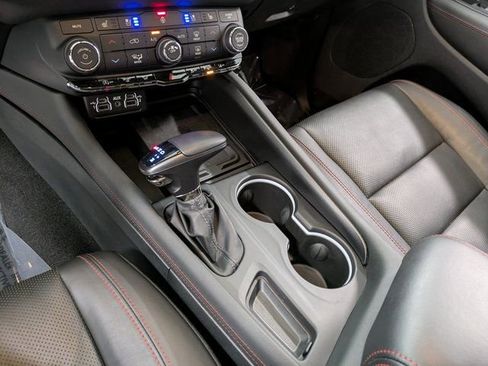 Used 2024 Dodge Durango GT image 13