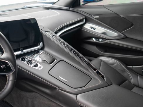 Used 2023 Chevrolet Corvette Stingray Coupe w/ Z51 Performance Package RWD image 19