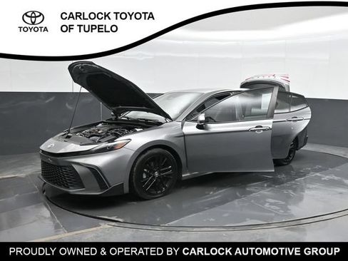 Used 2025 Toyota Camry SE w/ Convenience Package FWD image 50