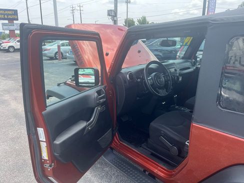 Used 2014 Jeep Wrangler Sport AWD/4WD image 16