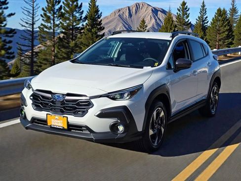 New 2026 Subaru Crosstrek 2.5i Limited w/ Crosstrek Mirror Package image 4