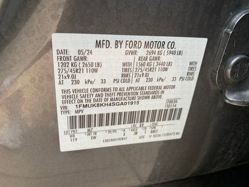 Used 2025 Ford Explorer ST-Line w/ ST-Line Street Pack image 28