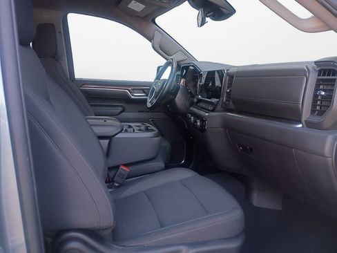 Used 2025 Chevrolet Silverado 1500 LT image 24