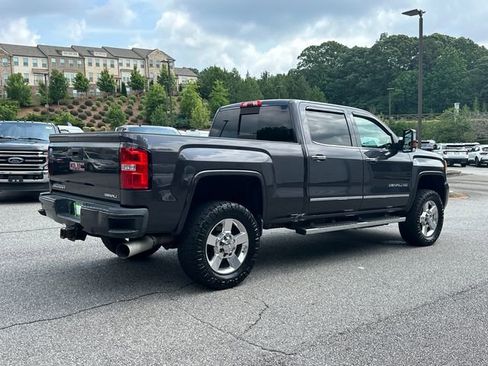 Used 2016 GMC Sierra 2500 Denali w/ Duramax Plus Package AWD/4WD image 7