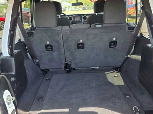 Used 2020 Jeep Wrangler Unlimited Sport AWD/4WD image 14