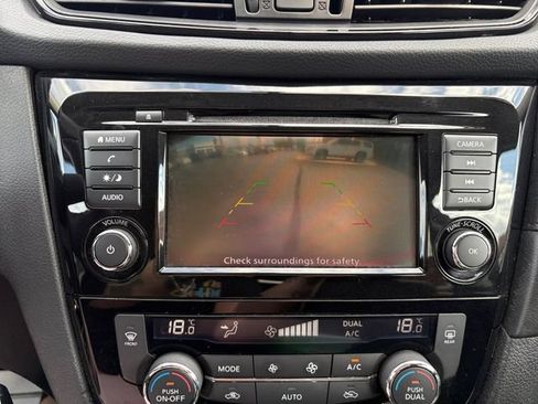 Used 2020 Nissan Rogue S AWD/4WD image 25