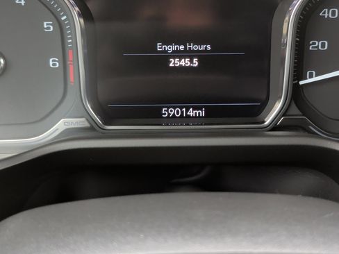 Used 2021 GMC Yukon Denali w/ Denali Premium Package image 17