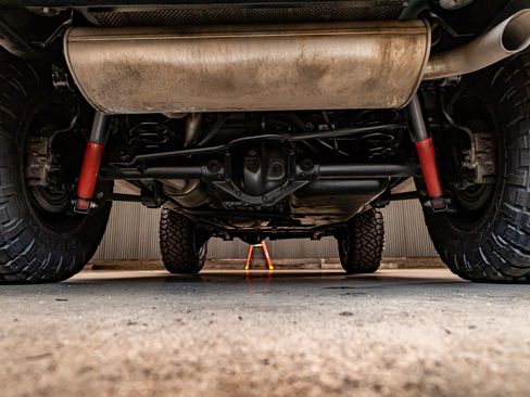 Used 2018 Jeep Wrangler Rubicon w/ Power Convenience Group image 14