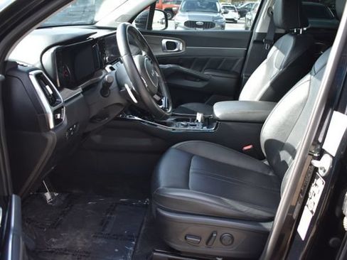 Used 2023 Kia Sorento EX AWD/4WD image 4