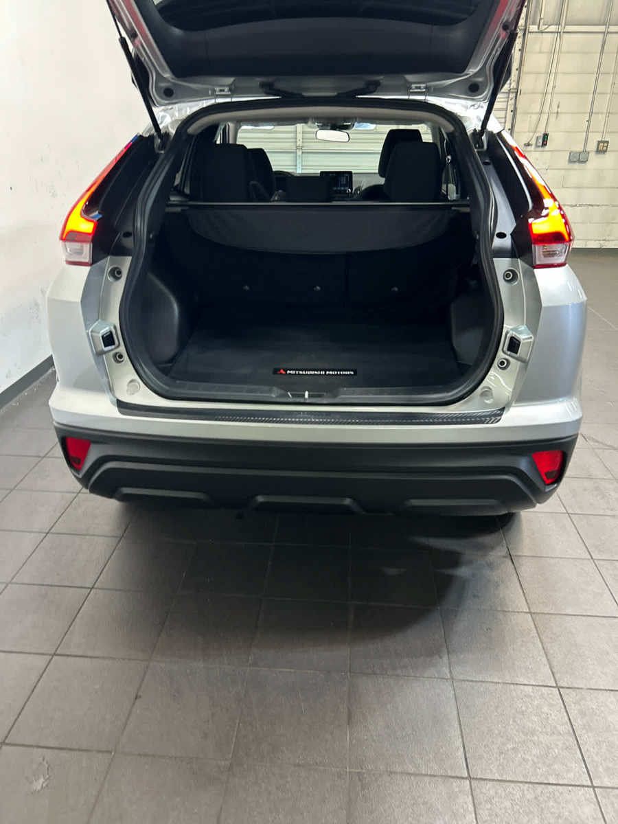 Used 2026 Mitsubishi Eclipse Cross AWD image 10