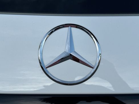Used 2026 Mercedes-Benz GLC 300 image 11