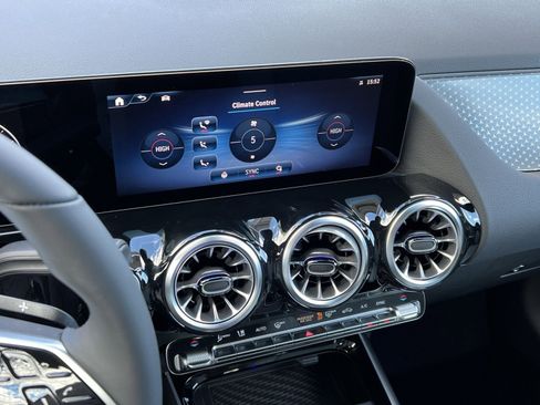 New 2026 Mercedes-Benz GLA 250 4MATIC image 19