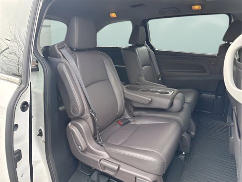 Used 2020 Honda Odyssey Elite image 39