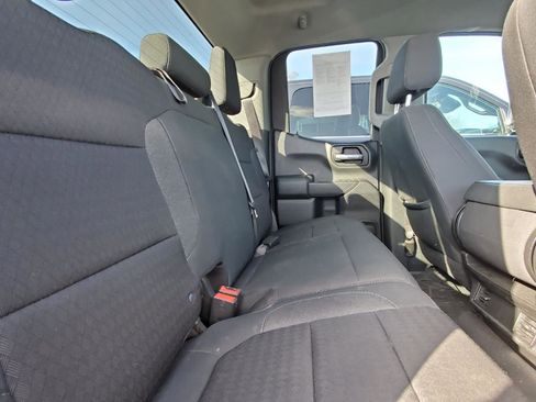 Used 2022 Chevrolet Silverado 1500 Custom w/ Safety Confidence Package image 6