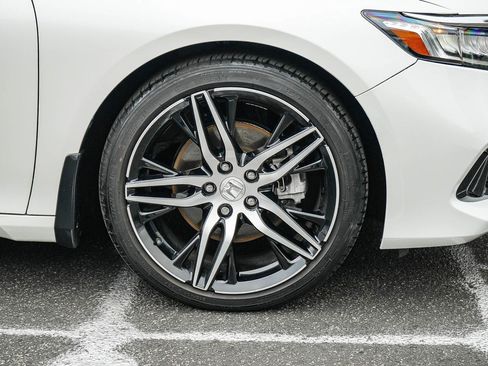 Used 2022 Honda Accord Touring image 10