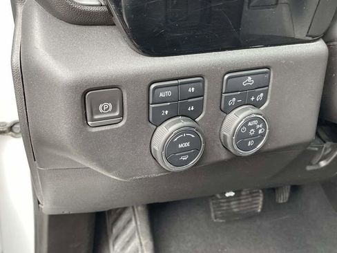 Used 2023 Chevrolet Silverado 1500 LT Trail Boss w/ Protection Package AWD/4WD image 19