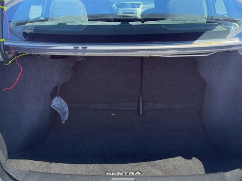 Used 2014 Nissan Sentra SR FWD image 10